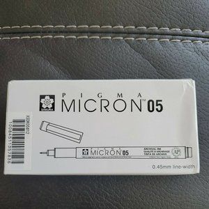 Sakura Pigma Micron 05 Archival Ink .45 mm Line Width 12 Piece Pack Brown No 12